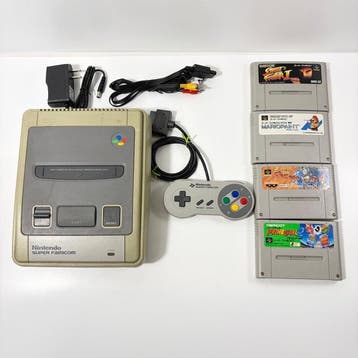 Nintendo - Super Famicom (Japanese SNES) - Street Fighter II, Spelcomputers en Games, Nieuw