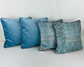 JIM THOMPSON - New set- Two cushions in a set of four -