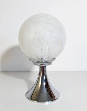 Tafellamp - Opaline glas - Lamp met opaalglas en een basis