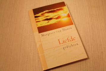 9789020526097 . Titel:  Liefde - gedichten, Nieuw