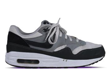 Nike Air Max 1 GS Wolf Grey • 38.5, Kleding | Heren, Schoenen, Ophalen of Verzenden, Nieuw, Nike, Sneakers of Gympen