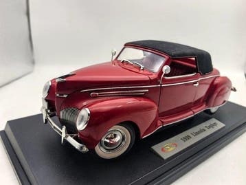 Signature Models 1:18 - Modelauto - 1939 Lincoln Zephyr, Nieuw