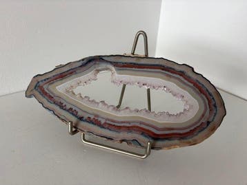 Agaat Geode - Hoogte: 22 cm - Breedte: 105 cm- 150 g - (1)