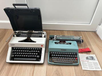 Twee typemachines - Typemachine - 1960-1970