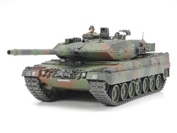 TAMIYA 35271 LEOPARD 2A6  MAIN BATTLE TANK 1/35, Hobby en Vrije tijd, Modelbouw | Figuren en Diorama's, Nieuw