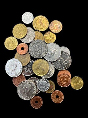 Filipijnen. 1970s–1990s Mixed Lot of 30+ Coins (Zonder