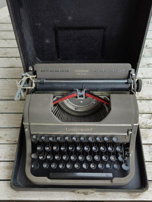 Underwood Universal - Typemachine - 1940-1950, Antiek en Kunst, Kunst | Designobjecten