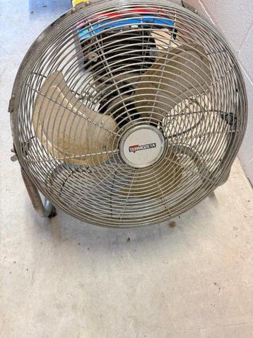 Elektrische ventilator - Staal, Antiek en Kunst, Antiek | Wandborden en Tegels