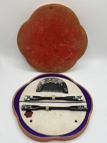 Haar ornament (3) - Japan - Meiji-Taisho-periode, Flo