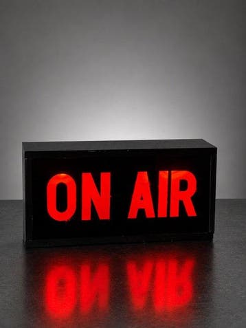 Originele Radio West “ ON AIR ” Studio-lightbox – Authentiek