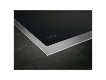 AEG OIN64A00XB - Inductiekookplaat - 4 zones powerbooster, Verzenden, Zo goed als nieuw