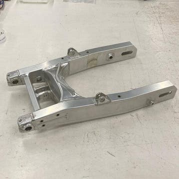 Ducati REAR FORK - 37010021c Monster, Motoren, Verzenden, Nieuw