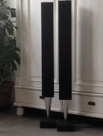 Bang & Olufsen - Beolab 8000 - Gerenoveerde speakerset, Nieuw
