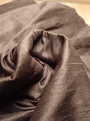 Shantung van zijde E 699 1,30 x 5,50 m - Textiel - 550 m -