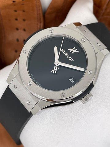 Hublot - Classic Fusion 38 Titan - 565.NX.1270.RX.MDM -, Sieraden, Tassen en Uiterlijk, Horloges | Heren, Nieuw