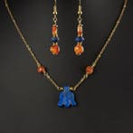 Oude Egypte, Ptolemeïsch Ketting en oorbellen met carneool