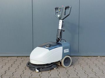 Nilfisk SC351 schrobmachine, Ophalen of Verzenden
