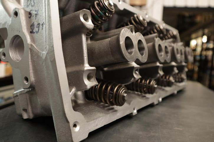 RM. LPG/CNG 5.7 HEMI Cylinder Head, Left - RAM 19+ DT, Auto-onderdelen, Motor en Toebehoren, Ophalen of Verzenden