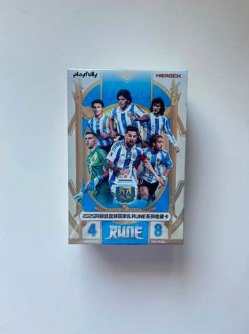 2025 Playfully Argentina Rune 2025 Display Card Box Sealed, Verzamelen, Nieuw