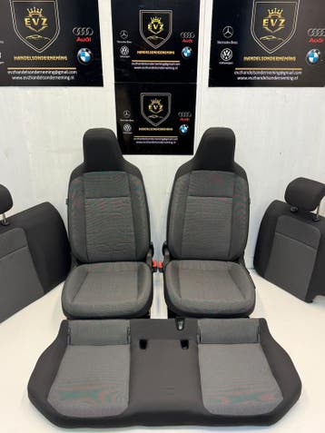 VW UP bj.2015 bekledingset stoelen compleet 08-2011/08-2020, Gebruikt, Volkswagen