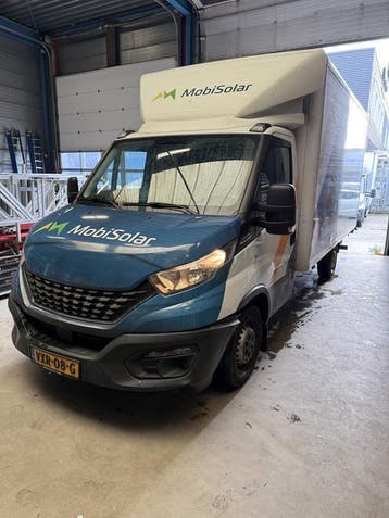 FAILLISSEMENTSVEILING Iveco Daily 35S16 bakwagen laadklep, Automaat, Gebruikt, Euro 6, Iveco