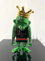Van Apple - Fashion Monkey - Gucci