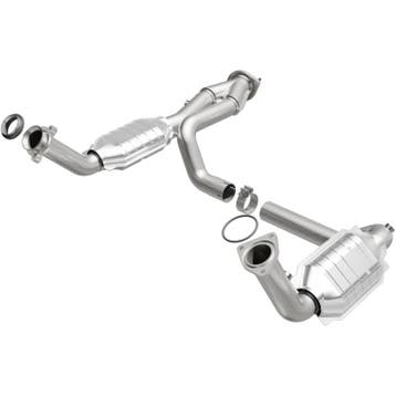MagnaFlow DF Cat. Conv 02-06 Cadillac Truck. 8 5.3L Dual, Ophalen of Verzenden, Nieuw