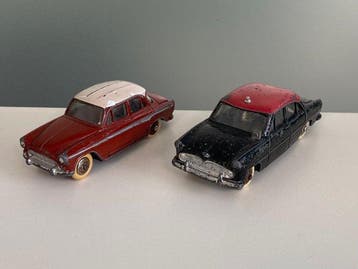 Dinky Toys 1:43 - Modelauto (2) - Simca P60 Aronde 1959 Ref, Nieuw