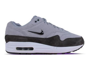 Nike Air Max 1 Jewel Wolf Grey • 42.5, Ophalen of Verzenden, Nieuw, Nike, Sneakers of Gympen