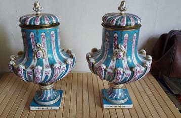 dekselvaas (2) - Porselein - Sèvres style Bleu Céleste