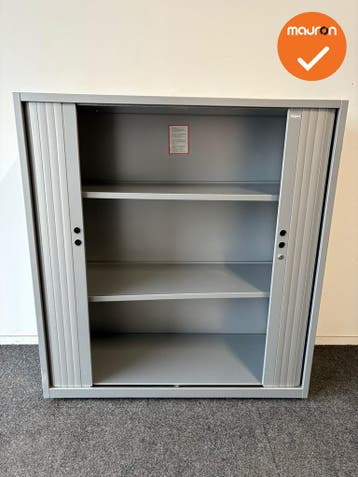 Gispen Roldeurkast - 135x120x47cm - Zilvergrijs met zilvergr, Werkplek, Ophalen of Verzenden, Gebruikt, Kast