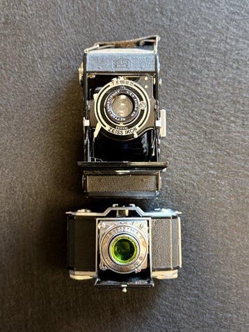Zeiss Ikon Nettar & Ikonta – 2 Vintage Folding Cameras –, Nieuw
