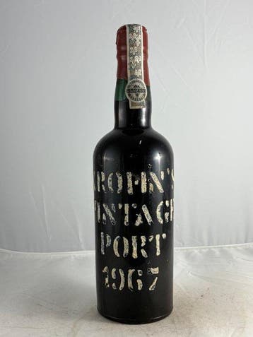 1967 Wiese & Krohn, Krohns - Vintage Port - Douro - 1 Fles, Nieuw