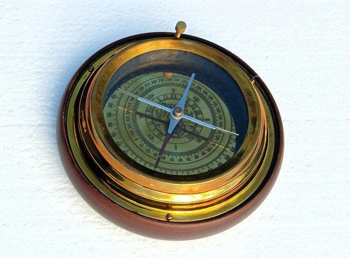 Kompas - hout messig, Antiek en Kunst, Kunst | Designobjecten