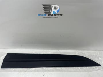 Stootlijst rv portier - Suzuki Vitara (LY) - OEM: 990E0..., Verzenden, Nieuw, Deur