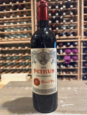 2015 Petrus - Pomerol - 1 Fles (0,75 liter), Nieuw