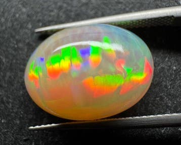 Opaal Cabochon- 1.68 g