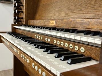 Johannus Kabinet (Vivaldi), Zo goed als nieuw, 2 klavieren, Orgel