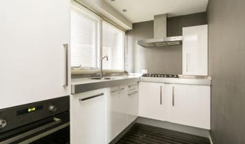 Te Huur 3 Kamer Appartement Maassingel In Den Bosch, Noord-Brabant, Direct bij eigenaar,  Den Bosch, Appartement