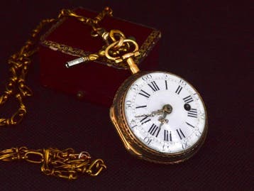 Zeldzaam driekleurig gouden zakhorloge, Nieuw
