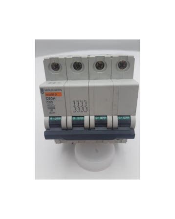Merlin Gerlin Automaat C60H 4P C63 MULTI 9, Ophalen