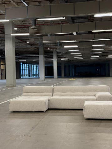 BB Italia Tufty Too Bank | Shitake | Nieuwstaat + Garantie, 250 tot 300 cm, Hoekbank, Ophalen of Verzenden, Zo goed als nieuw