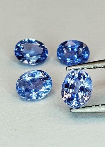4 pcs Blauw Saffier - 2.00 ct - Antwerp Laboratory for, Nieuw