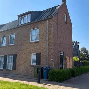 Huis in Nuenen gevonden voor €2100,- pm, Nuenen