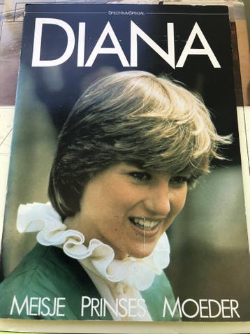 Diana meisje prinses moeder - Junor 9789027444585, Boeken, Verzenden, Gelezen, Junor