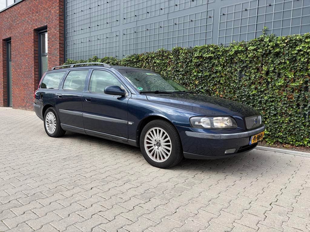 Volvo V70 2.4 170PK AUT 2001 Blauw, foto 7