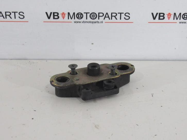 Suzuki GSF 650 SA Bevestiging zadel slot zadel, Motoren, Onderdelen | Suzuki, Ophalen of Verzenden