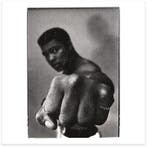 Muhammad Ali, world heavyweight champion showing off his, Nieuw