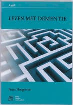 Leven met dementie 9789031350872, Zo goed als nieuw