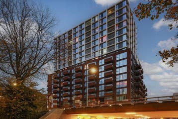 Te huur: Appartement Bijlmerplein in Amsterdam, Noord-Holland, Appartement, Amsterdam